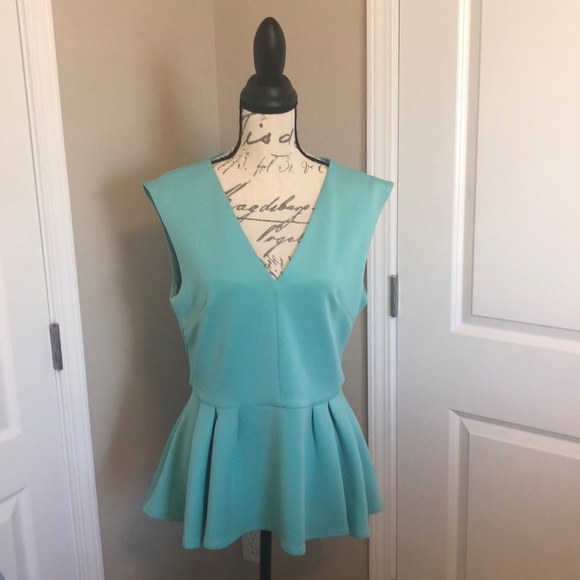 New York & Company Tops - Blouse New York & Company Tops - Blouse